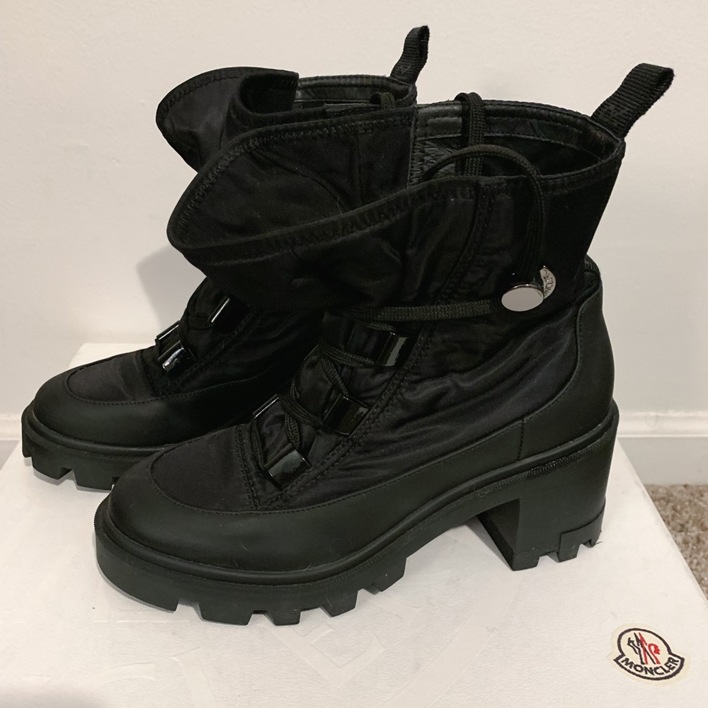 Moncler black Cheryne Lug Sole rain booties - 37.5/7.5 (like new)